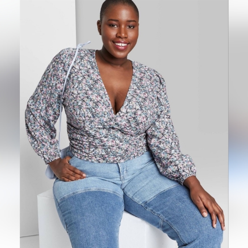 Wild Fable Gray/Tarl Blouse Floral Crop Top Blouse Sz:M